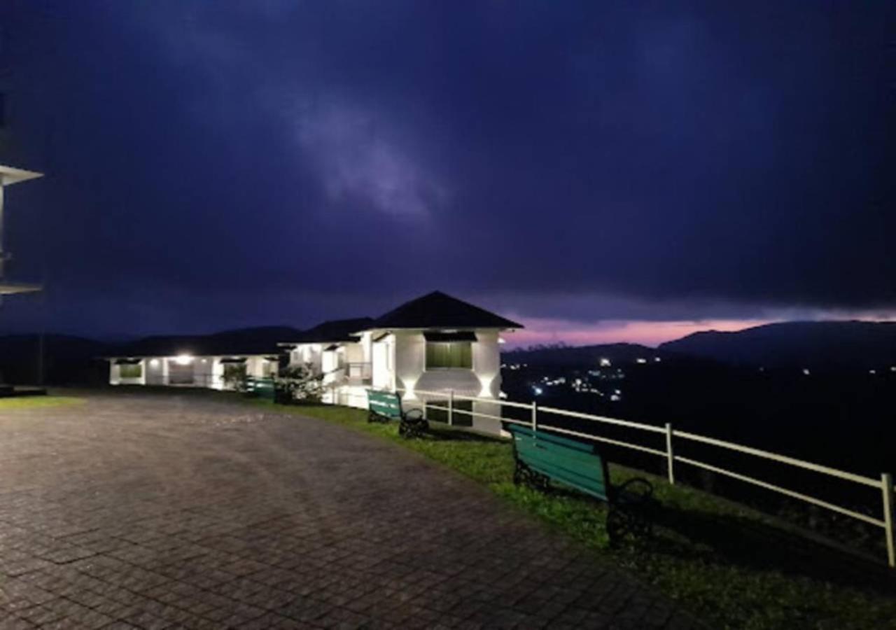 7Th Heaven Resorts Вагамон Экстерьер фото